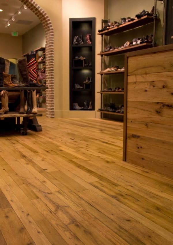 Reclaimed Wood Flooring | Wide Plank Wood Flooring | Elmwood Reclaimed