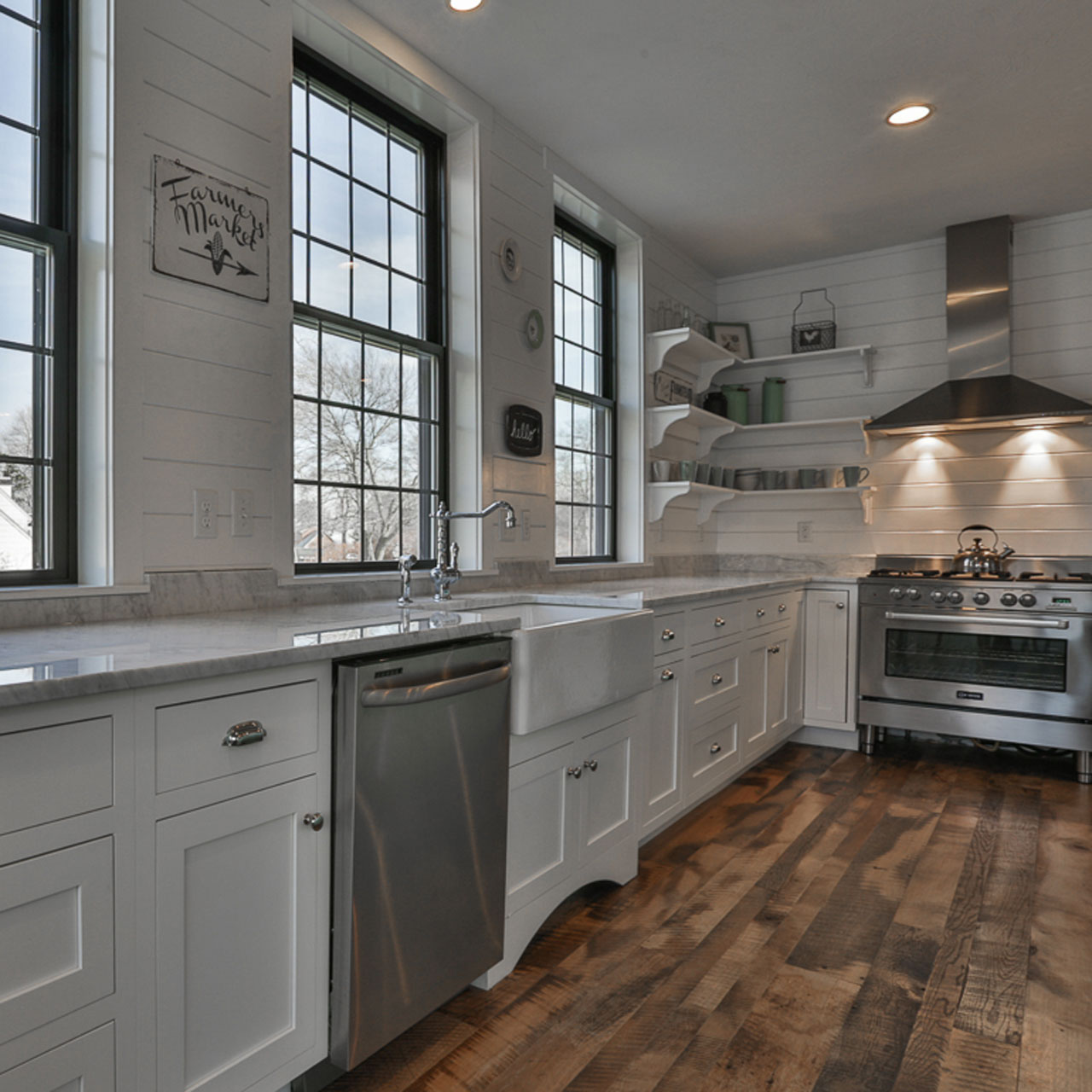 Dirty top oak flooring