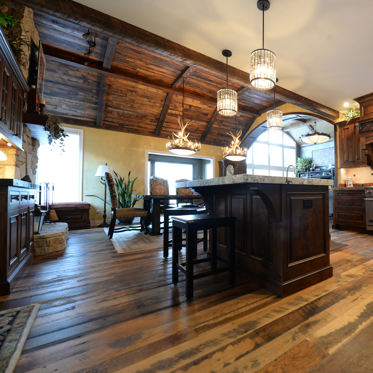 Rustic Wood Flooring 