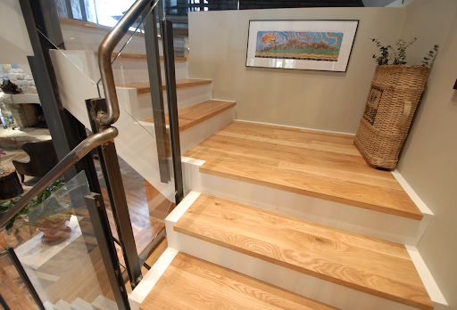 4 Timeless Wood Stair Ideas That Will Never Lose Style