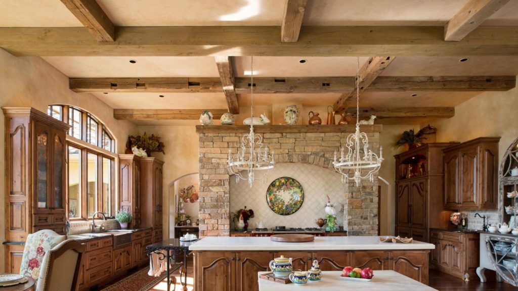 TRADITIONAL CEILING BEAMS